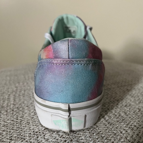 Vans Women’s Sneakers - Picture 6 of 16